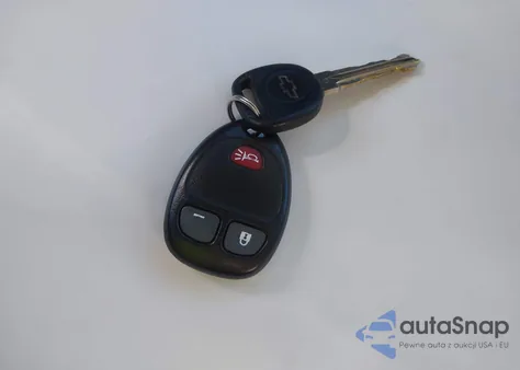 2010 Chevrolet Traverse Ls из США, поврежденный, VIN 1GNLVEED5AJ203668